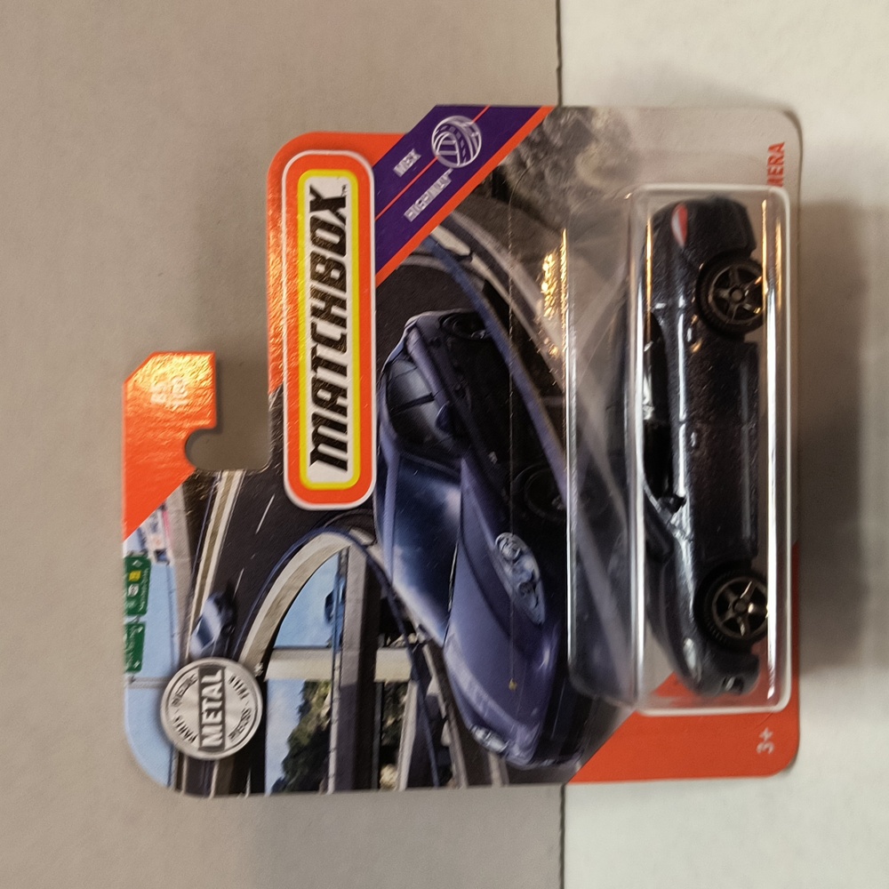 d9 Matchbox 2010 Porsche Panamera shipping protector